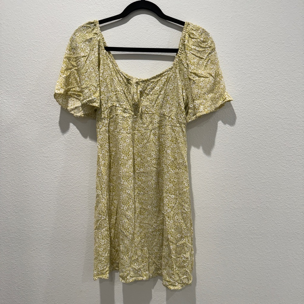 Billabong Floral Keyhole Mini Dress